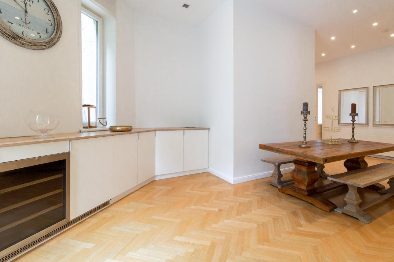 Large Luxury Near Townhall & Votivkirche Vienna
