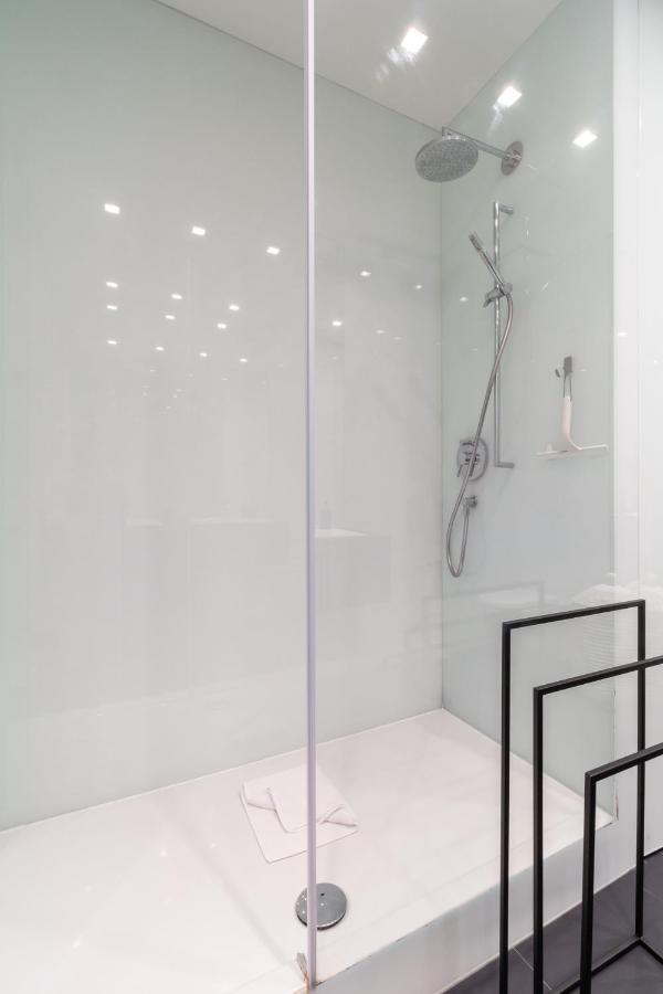 Large Luxury Near Townhall & Votivkirche Appartamento