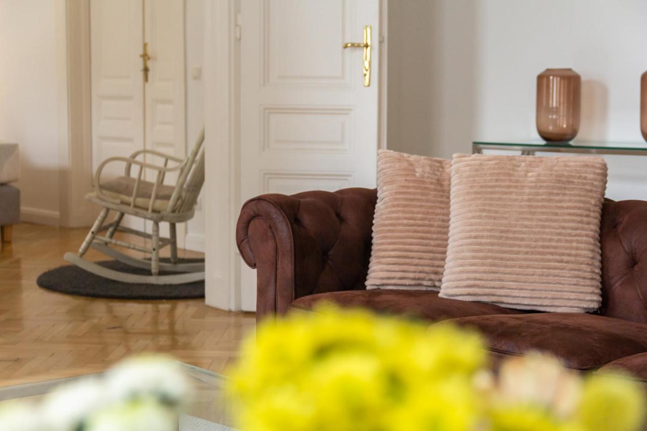 Large Luxury Near Townhall & Votivkirche Appartamento Vienna
