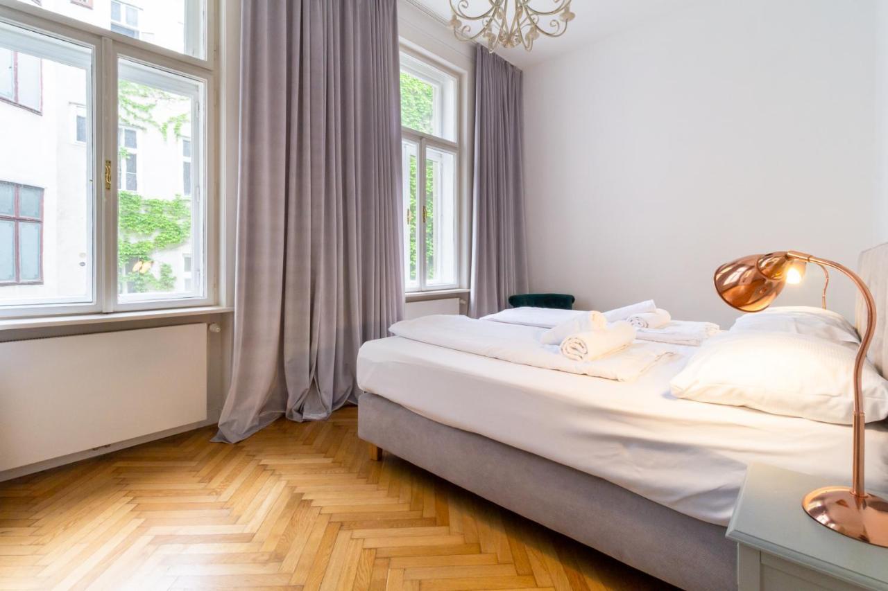 Large Luxury Near Townhall & Votivkirche